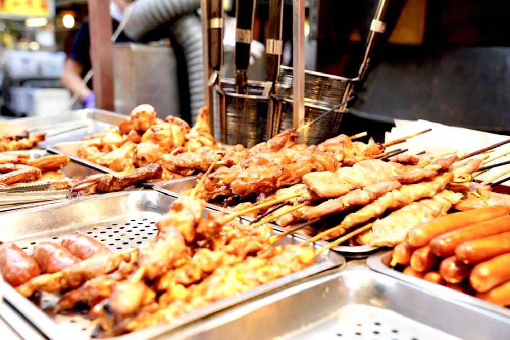 碳烤饒河街夜市｜邱記10元碳烤，夜市必吃美食！