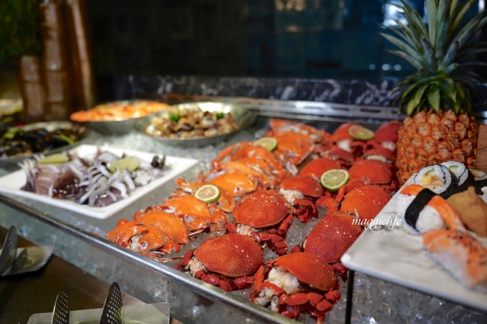 台北飯店吃到飽｜茹曦酒店SUNNY BUFFET自助餐吃到飽，飯店千元吃到飽，螃蟹生魚片紅白酒啤酒喝到飽，原王朝酒店自助餐吃到飽，
