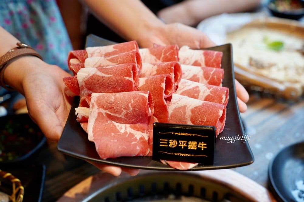 信義區美食|辛巴適麻辣鍋台北1號店,台北麻辣火鍋吃到飽,高檔黑毛和牛,天使紅蝦,哈根達斯,啤酒,吃到飽! - 第38張圖 信義區美食|辛巴適麻辣鍋台北1號店,台北麻辣火鍋吃到飽,高檔黑毛和牛,天使紅蝦,哈根達斯,啤酒,吃到飽!