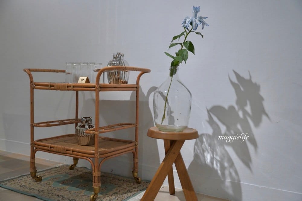 忠孝新生站|東東好生活，新開幕隱藏在巷弄之中的複合式咖啡廳，好物加上手作甜點好喝咖啡，酪梨布丁超好吃！