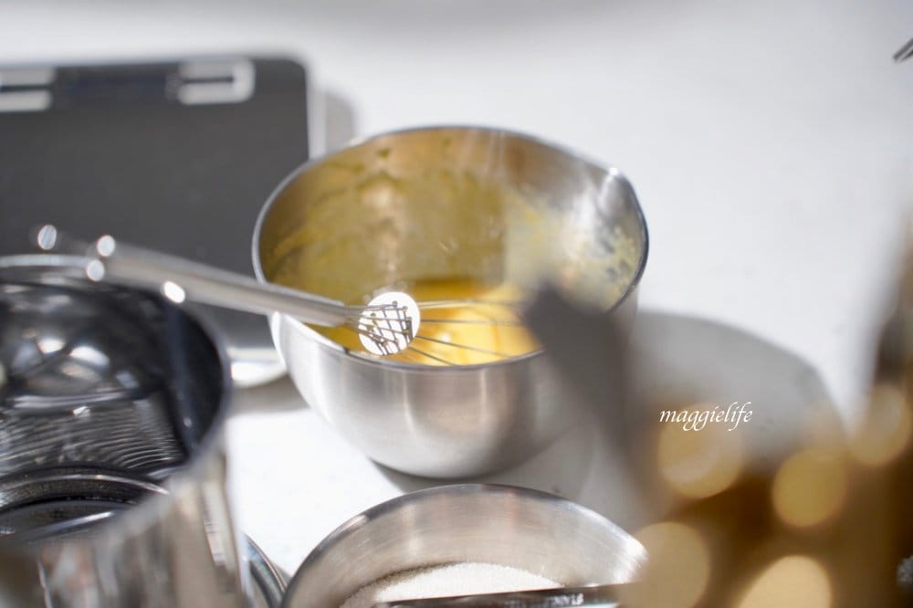 忠孝新生站|東東好生活，新開幕隱藏在巷弄之中的複合式咖啡廳，好物加上手作甜點好喝咖啡，酪梨布丁超好吃！