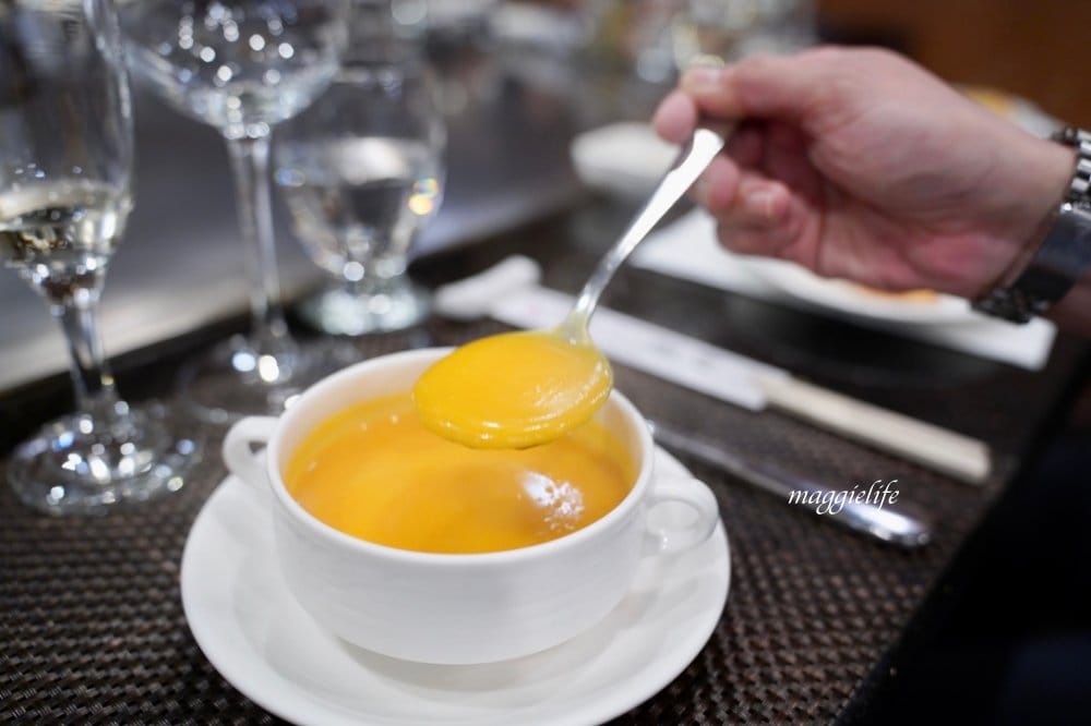 台北善導寺美食|雅竹鐵板料理，全台北CP值最高，超肥活龍蝦，A5和牛，干貝鮑魚，生日慶生/父親節/母親節/情人節來這裡就對了！！