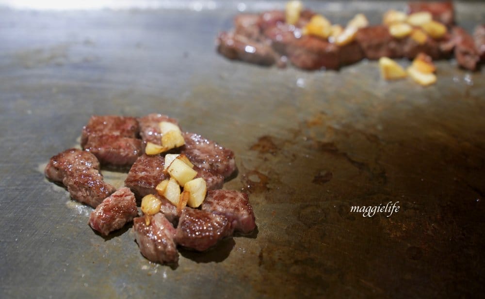 台北善導寺美食|雅竹鐵板料理，全台北CP值最高，超肥活龍蝦，A5和牛，干貝鮑魚，生日慶生/父親節/母親節/情人節來這裡就對了！！