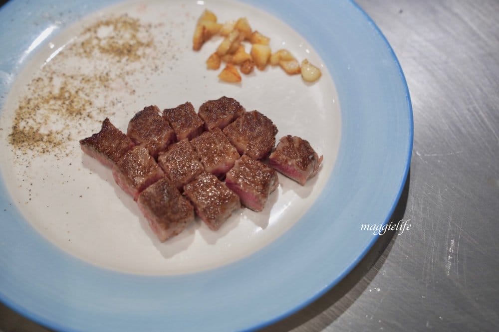 台北善導寺美食|雅竹鐵板料理，全台北CP值最高，超肥活龍蝦，A5和牛，干貝鮑魚，生日慶生/父親節/母親節/情人節來這裡就對了！！