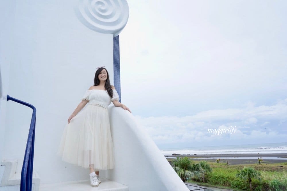 宜蘭頭城渲咖啡ShineCafe ，希臘風建築直接面對龜山島的海景咖啡廳