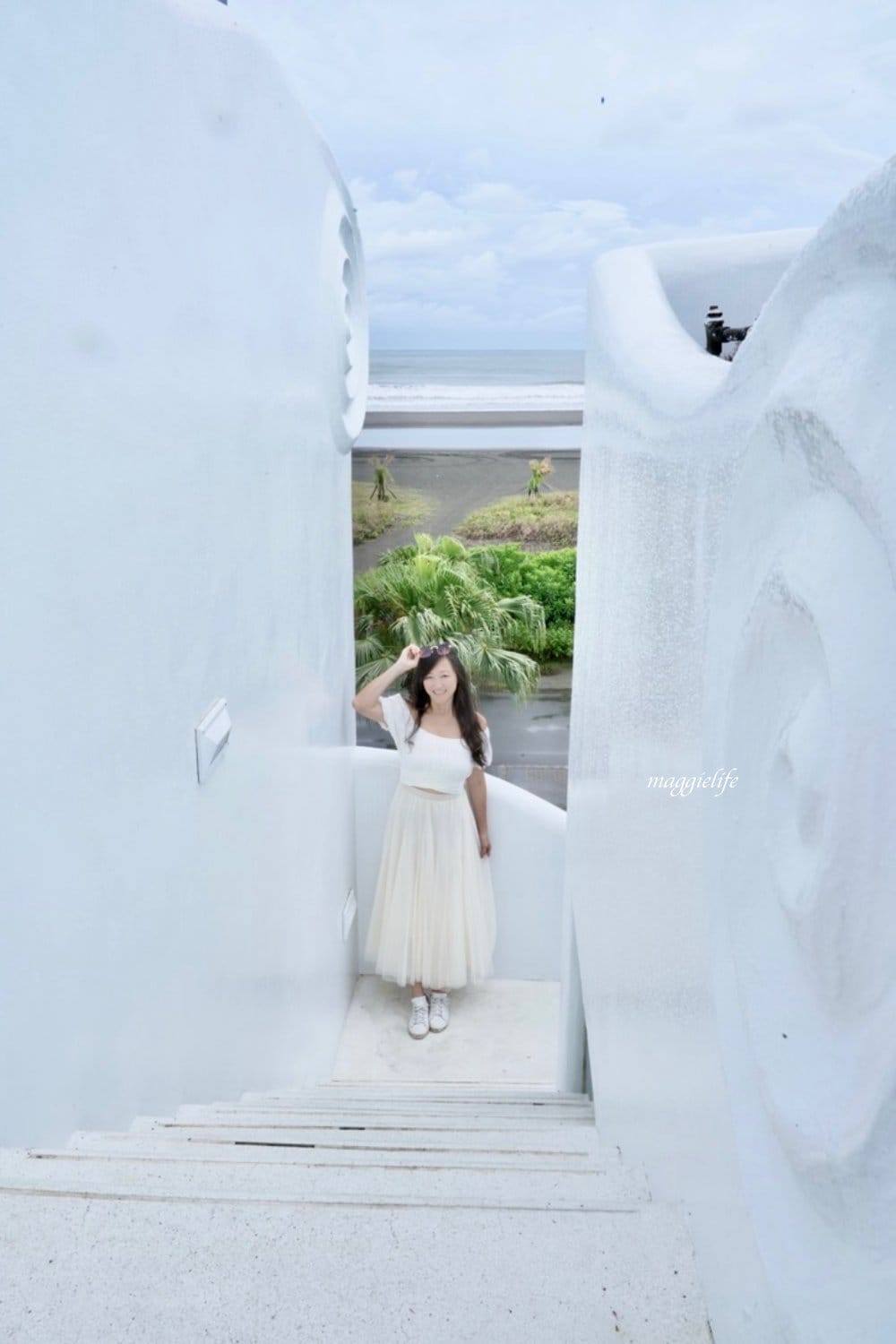 宜蘭頭城渲咖啡ShineCafe ，希臘風建築直接面對龜山島的海景咖啡廳