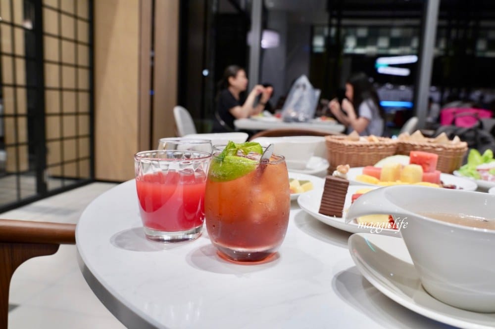 新北新莊吃到飽|朵頤餐廳 Doricious,新莊凱悅嘉軒酒店一樓餐廳,早午餐自助buffet吃到飽,活龍蝦|牛排|豬肋排(有Vlog影片介紹) - 第33張圖 新北新莊吃到飽|朵頤餐廳 Doricious,新莊凱悅嘉軒酒店一樓餐廳,早午餐自助buffet吃到飽,活龍蝦|牛排|豬肋排(有Vlog影片介紹)