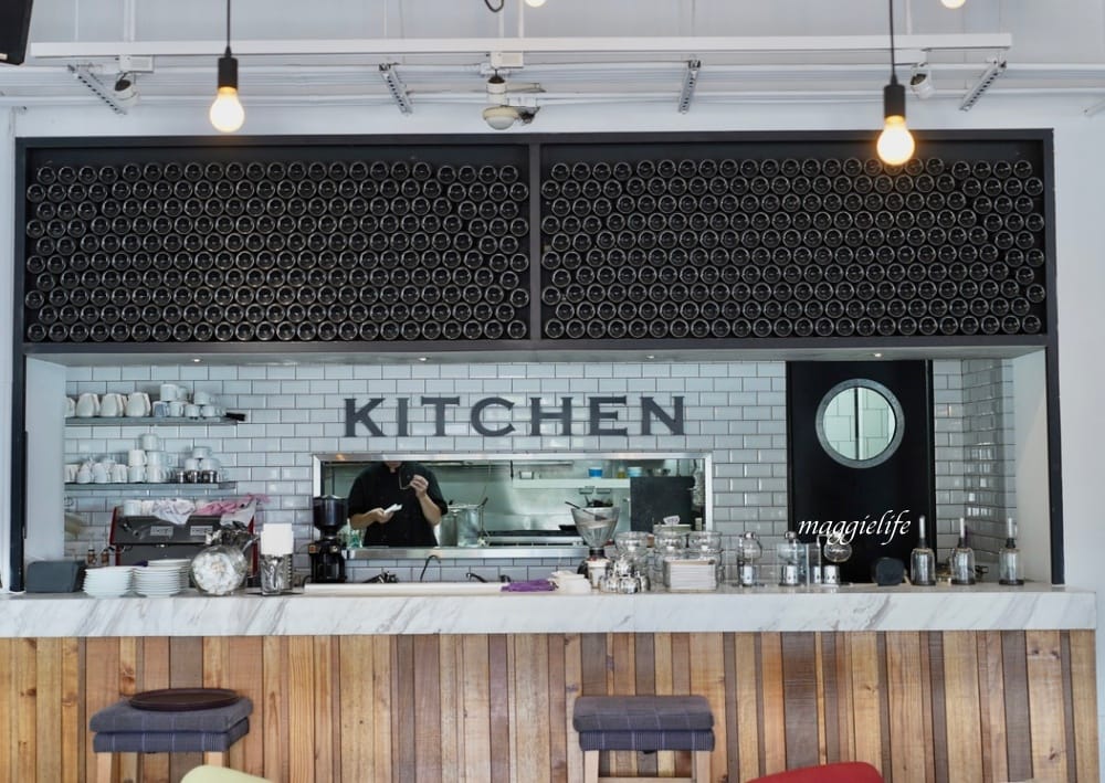 淡水LA VILLA義大利餐廳｜淡水絕美夕陽景觀餐廳，峇里島海景約會餐廳，生日慶生情人節，CP值超高（內有菜單）