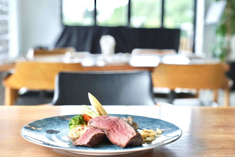 淡水LA VILLA義大利餐廳｜淡水絕美夕陽景觀餐廳，峇里島海景約會餐廳，生日慶生情人節，CP值超高（內有菜單）