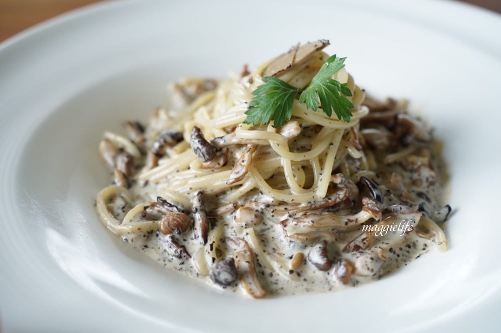 淡水LA VILLA義大利餐廳｜淡水絕美夕陽景觀餐廳，峇里島海景約會餐廳，生日慶生情人節，CP值超高（內有菜單）