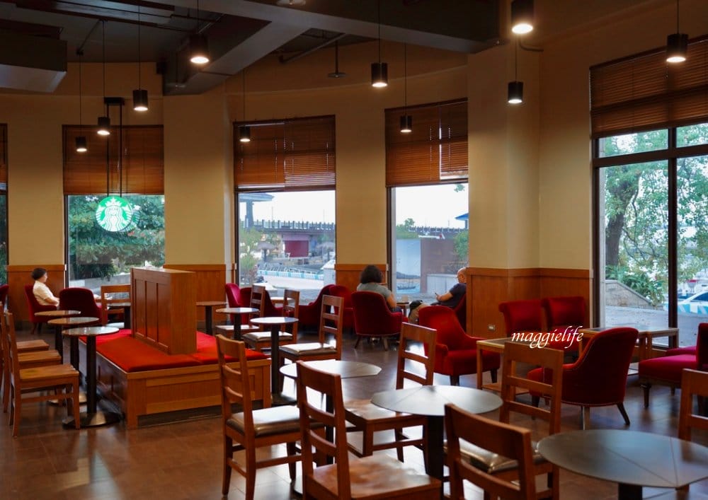 淡水星巴克漁人碼頭門市,一秒到歐洲,看大海夕陽西下/逛情人橋,情侶約會景點! - 第12張圖 淡水星巴克漁人碼頭門市,一秒到歐洲,看大海夕陽西下/逛情人橋,情侶約會景點!