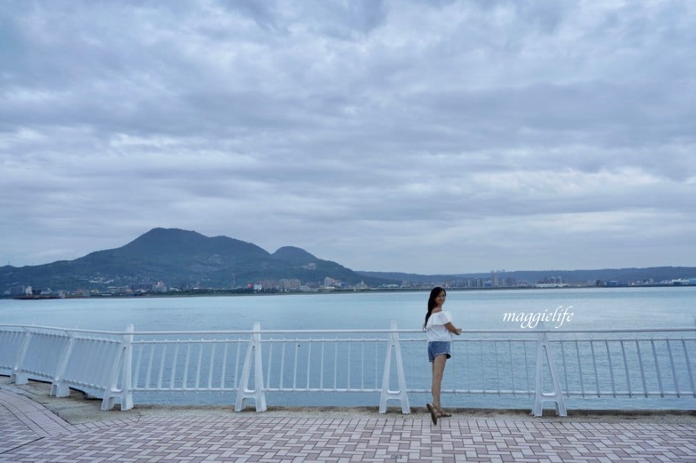 淡水星巴克漁人碼頭門市,一秒到歐洲,看大海夕陽西下/逛情人橋,情侶約會景點! - 第23張圖 淡水星巴克漁人碼頭門市,一秒到歐洲,看大海夕陽西下/逛情人橋,情侶約會景點!