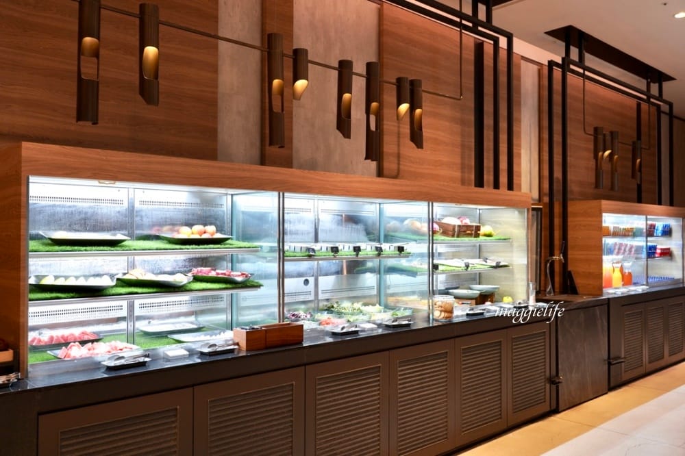 宜蘭礁溪寒沐酒店，礁溪溫泉飯店推薦，礁溪親子飯店MU JIAO XI HOTEL，自助早餐超讚，泳池泡湯，VR體驗，兒童遊戲室，礁溪親子溫泉飯店推薦