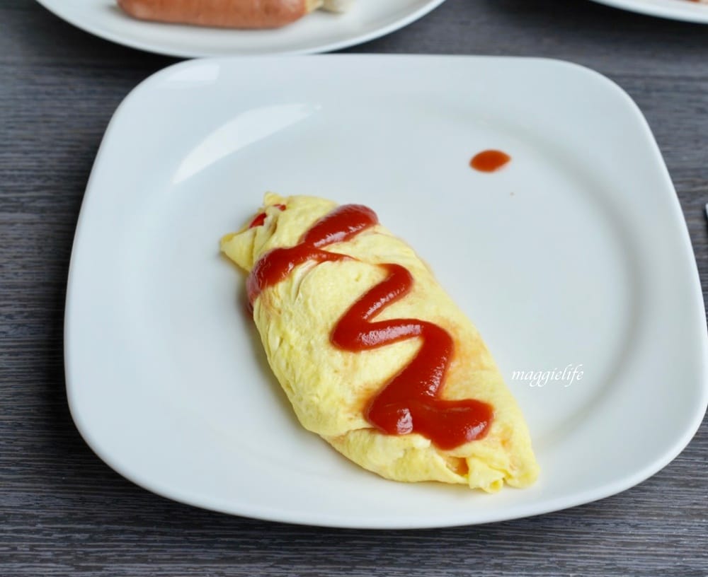 宜蘭礁溪寒沐酒店，礁溪溫泉飯店推薦，礁溪親子飯店MU JIAO XI HOTEL，自助早餐超讚，泳池泡湯，VR體驗，兒童遊戲室，礁溪親子溫泉飯店推薦