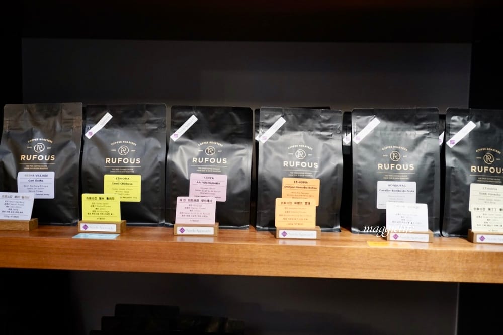 大安區咖啡｜RUFOUS COFFEE ROASTERS 2店，台北必喝咖啡，一定要來這家，是我認為全台北最好喝的康寶藍，咖啡迷必喝！