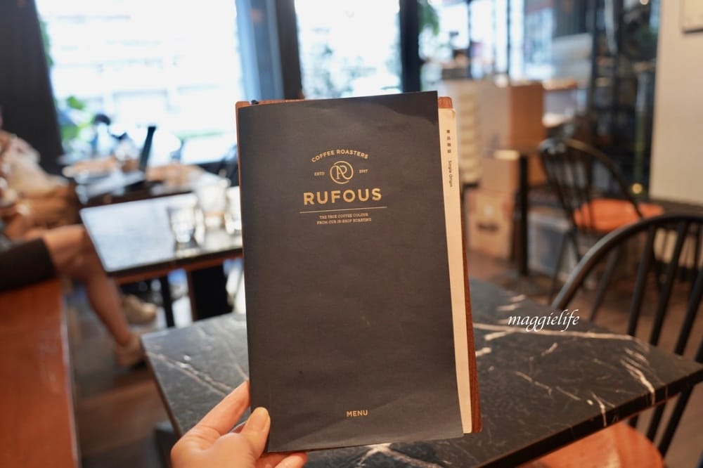 大安區咖啡｜RUFOUS COFFEE ROASTERS 2店，台北必喝咖啡，一定要來這家，是我認為全台北最好喝的康寶藍，咖啡迷必喝！