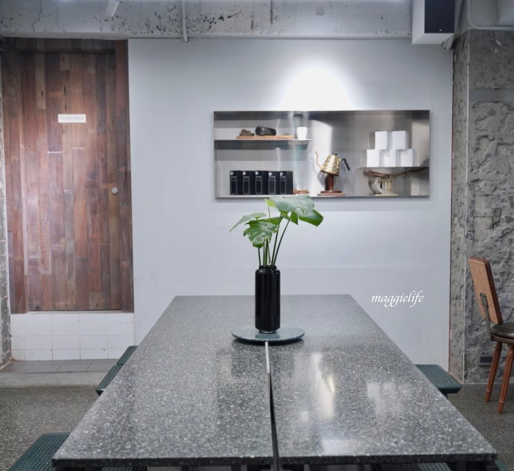 忠孝復興咖啡|VWI by CHADWANG,冠軍咖啡王策咖啡廳搬新家了,世界咖啡沖煮大賽冠軍咖啡廳,台北東區下午茶。 - 第14張圖 忠孝復興咖啡|VWI by CHADWANG,冠軍咖啡王策咖啡廳搬新家了,世界咖啡沖煮大賽冠軍咖啡廳,台北東區下午茶。