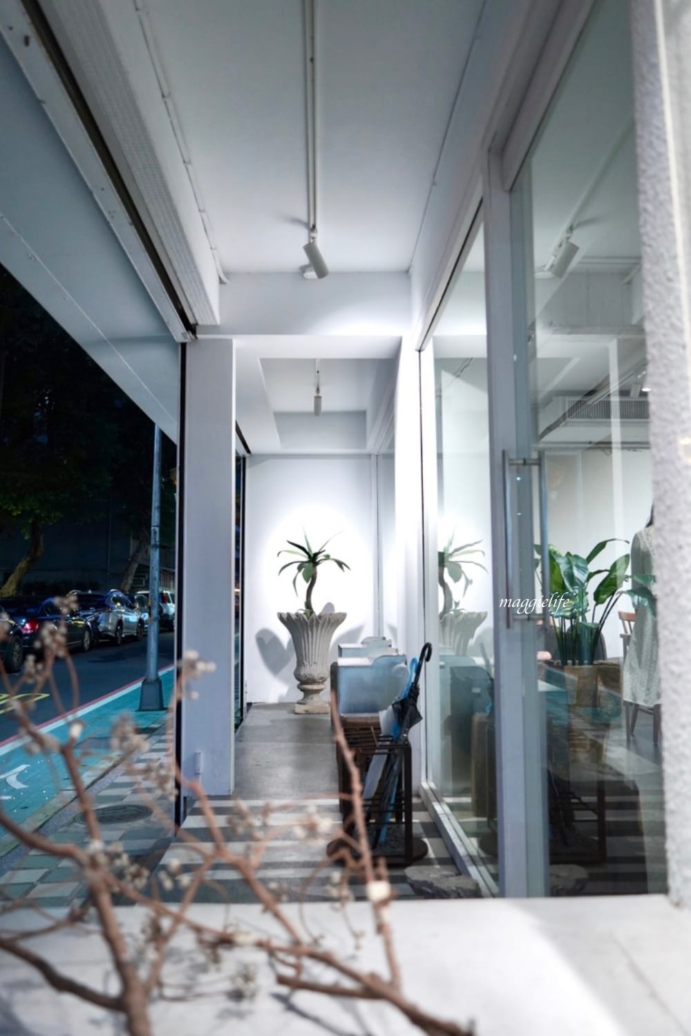 忠孝復興咖啡｜VWI by CHADWANG，冠軍咖啡王策咖啡廳搬新家了，世界咖啡沖煮大賽冠軍咖啡廳，台北東區下午茶。