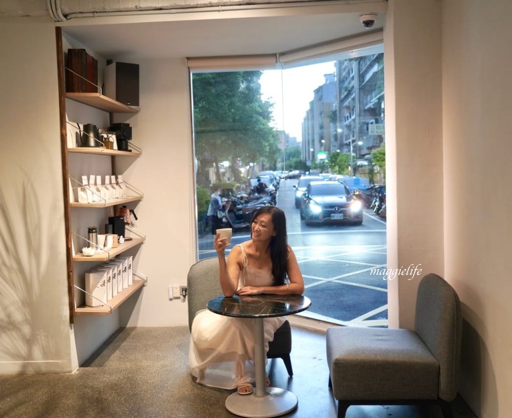 忠孝復興咖啡|VWI by CHADWANG,冠軍咖啡王策咖啡廳搬新家了,世界咖啡沖煮大賽冠軍咖啡廳,台北東區下午茶。 - 第31張圖 忠孝復興咖啡|VWI by CHADWANG,冠軍咖啡王策咖啡廳搬新家了,世界咖啡沖煮大賽冠軍咖啡廳,台北東區下午茶。