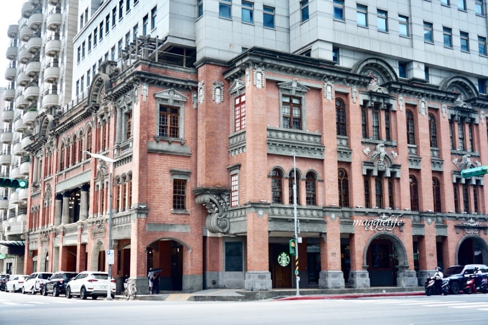 台北老宅古蹟咖啡｜大稻埕STARBUCKS星巴克保安門市，大同區大稻埕老宅咖啡，大稻埕的巴洛克豪宅！