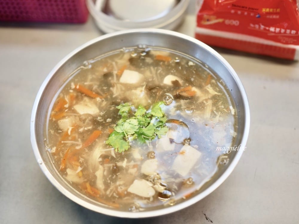 饒河街美食｜冠捷脆皮黃金肉圓，炸的酥酥脆脆赤赤的黃金肉圓超級好吃！