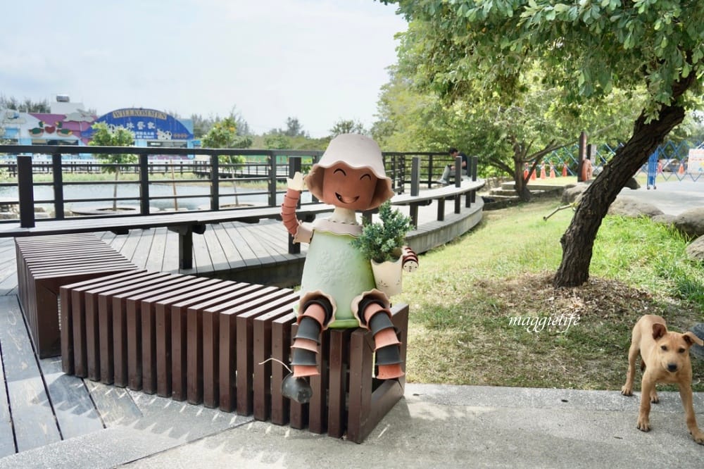 雲林景點|口湖遊客中心，免費租腳踏車遊湖，椬梧滯洪池雲林版小日月潭，免門票景點，喝下午茶吃好吃的海鮮麵！