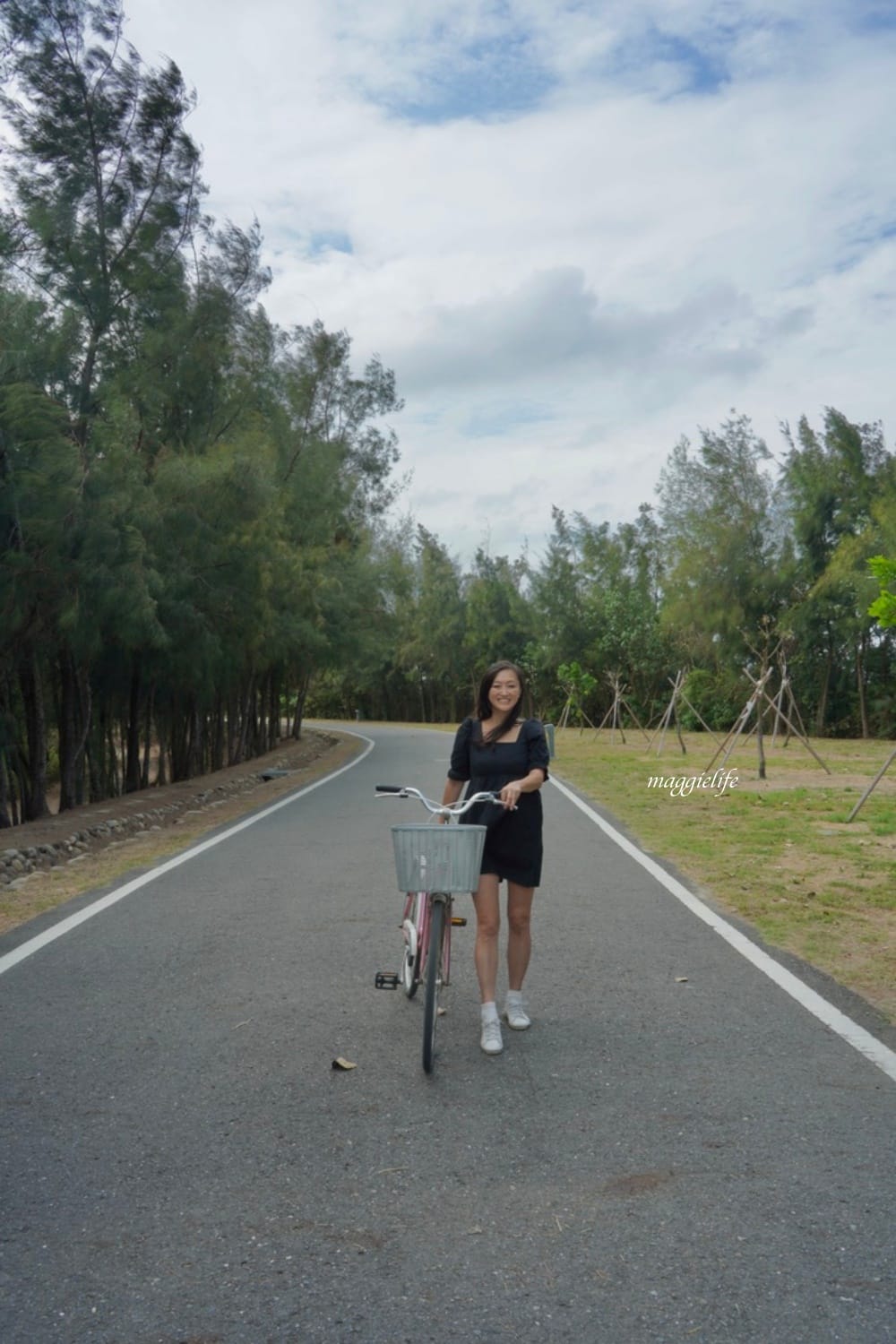 雲林景點|口湖遊客中心，免費租腳踏車遊湖，椬梧滯洪池雲林版小日月潭，免門票景點，喝下午茶吃好吃的海鮮麵！