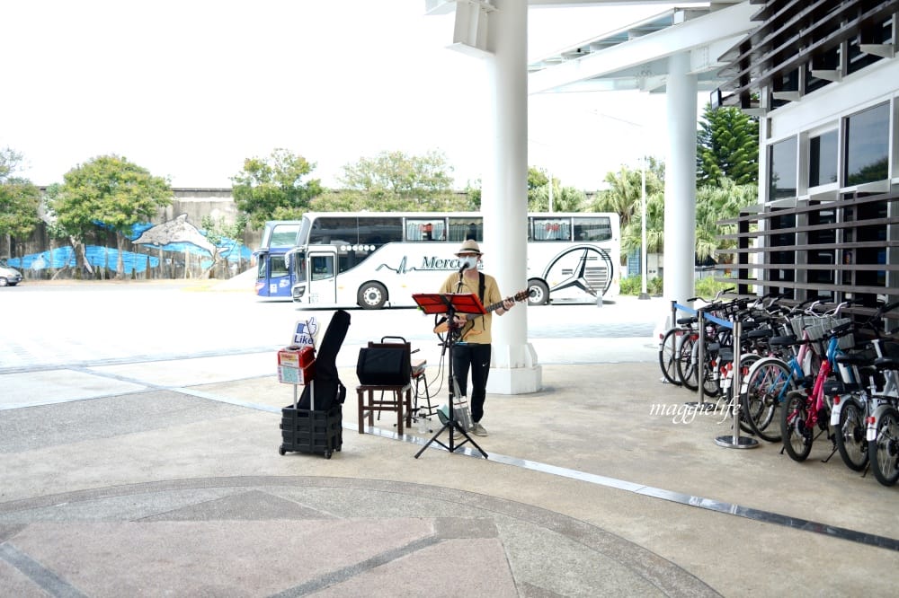雲林景點|口湖遊客中心，免費租腳踏車遊湖，椬梧滯洪池雲林版小日月潭，免門票景點，喝下午茶吃好吃的海鮮麵！