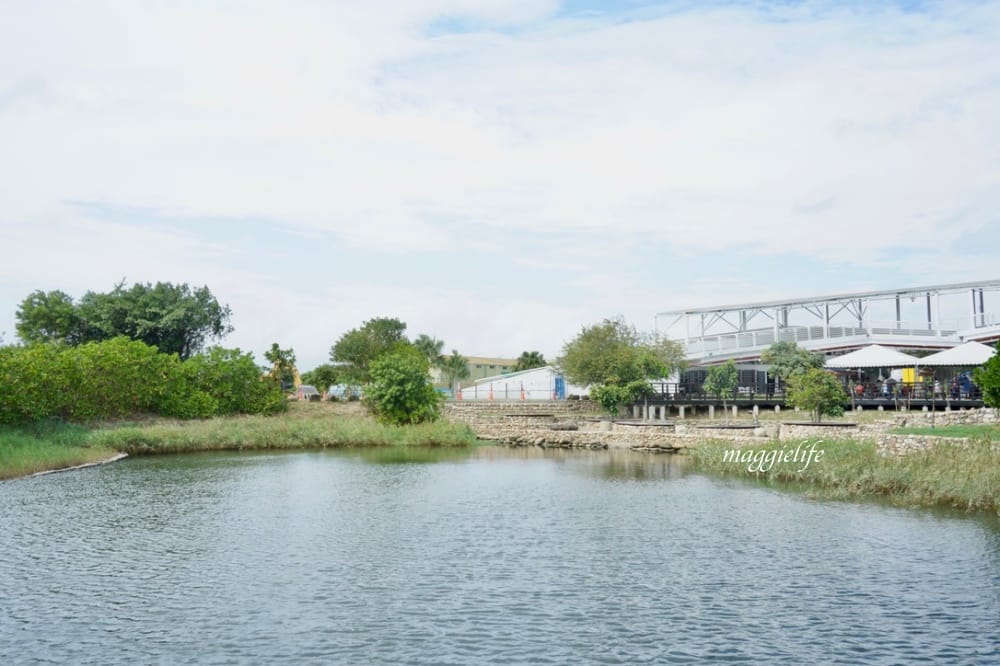 雲林景點|口湖遊客中心，免費租腳踏車遊湖，椬梧滯洪池雲林版小日月潭，免門票景點，喝下午茶吃好吃的海鮮麵！
