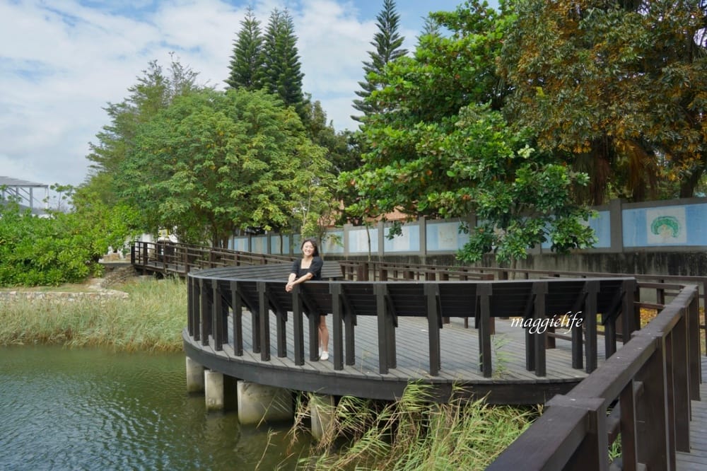 雲林景點|口湖遊客中心，免費租腳踏車遊湖，椬梧滯洪池雲林版小日月潭，免門票景點，喝下午茶吃好吃的海鮮麵！