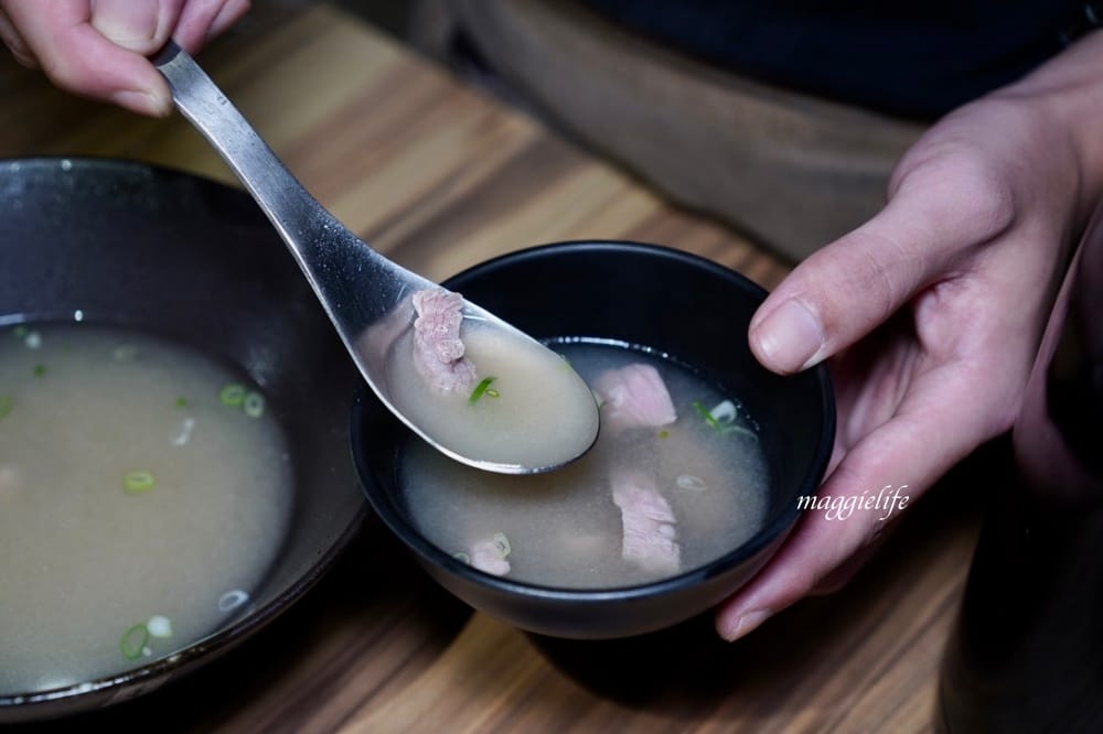 大股熟成燒肉專門台北南京店,超厚牛舌超美味,還有超過20種的清酒販賣機 - 第98張圖 大股熟成燒肉專門台北南京店,超厚牛舌超美味,還有超過20種的清酒販賣機