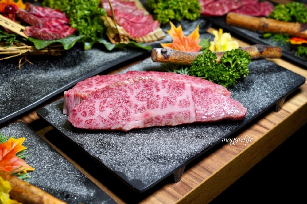 大股熟成燒肉專門台北南京店,超厚牛舌超美味,還有超過20種的清酒販賣機 - 第65張圖 大股熟成燒肉專門台北南京店,超厚牛舌超美味,還有超過20種的清酒販賣機