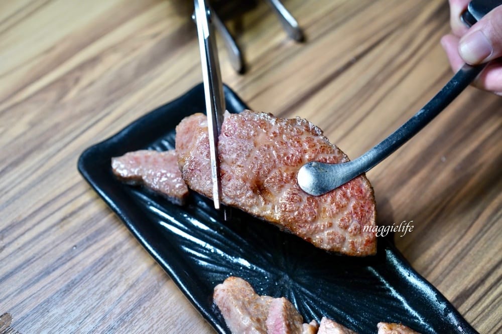 大股熟成燒肉專門台北南京店,超厚牛舌超美味,還有超過20種的清酒販賣機 - 第66張圖 大股熟成燒肉專門台北南京店,超厚牛舌超美味,還有超過20種的清酒販賣機