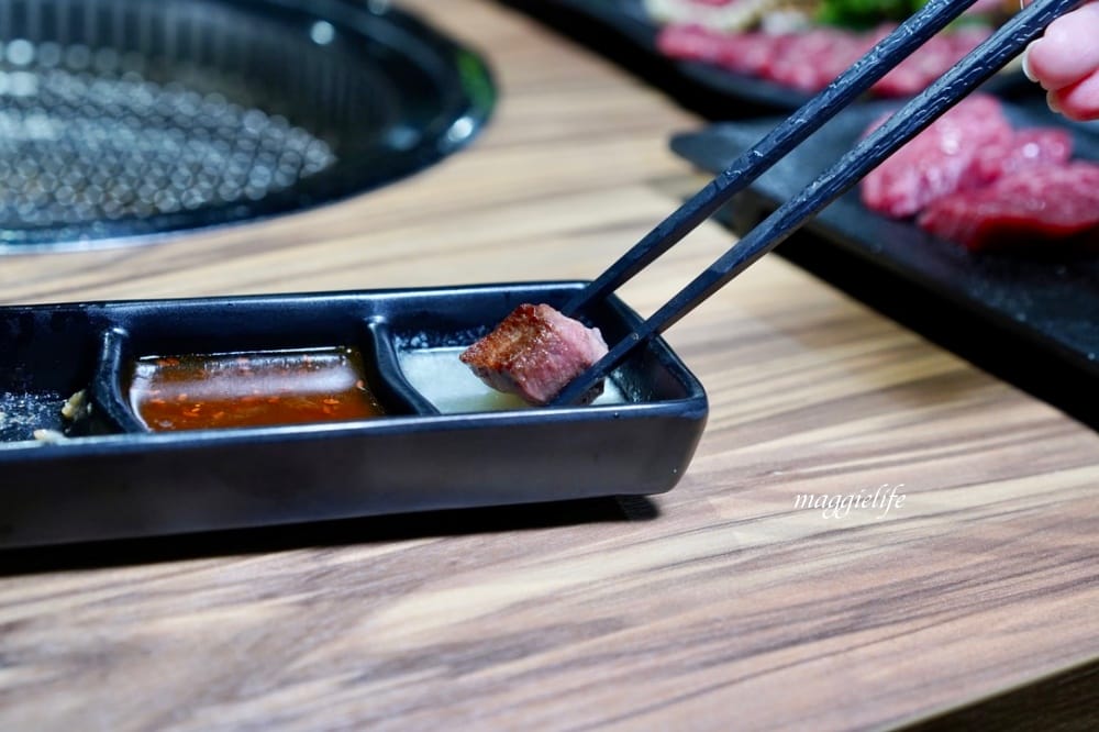 大股熟成燒肉專門台北南京店,超厚牛舌超美味,還有超過20種的清酒販賣機 - 第38張圖 大股熟成燒肉專門台北南京店,超厚牛舌超美味,還有超過20種的清酒販賣機