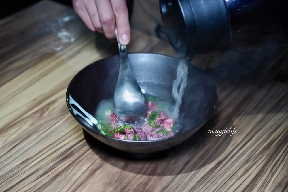 大股熟成燒肉專門台北南京店,超厚牛舌超美味,還有超過20種的清酒販賣機 - 第96張圖 大股熟成燒肉專門台北南京店,超厚牛舌超美味,還有超過20種的清酒販賣機