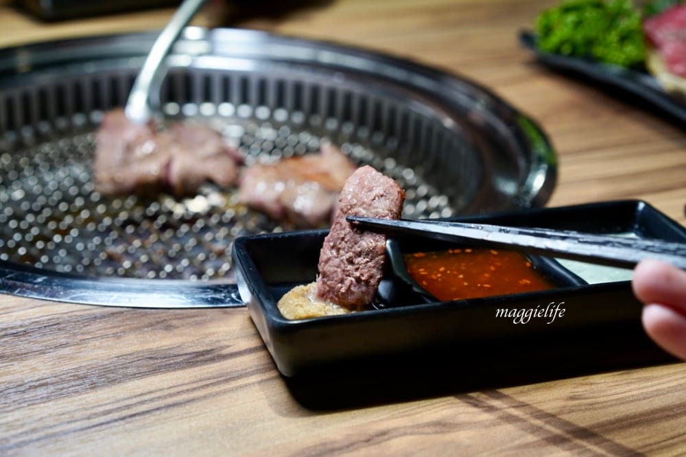 大股熟成燒肉專門台北南京店,超厚牛舌超美味,還有超過20種的清酒販賣機 - 第31張圖 大股熟成燒肉專門台北南京店,超厚牛舌超美味,還有超過20種的清酒販賣機