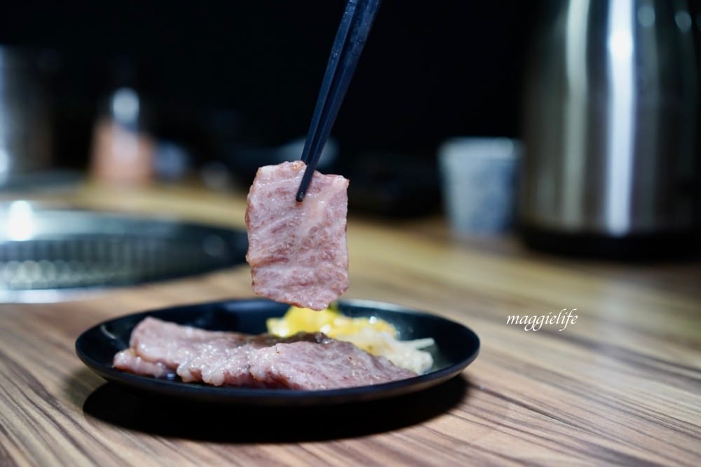 大股熟成燒肉專門台北南京店,超厚牛舌超美味,還有超過20種的清酒販賣機 - 第62張圖 大股熟成燒肉專門台北南京店,超厚牛舌超美味,還有超過20種的清酒販賣機