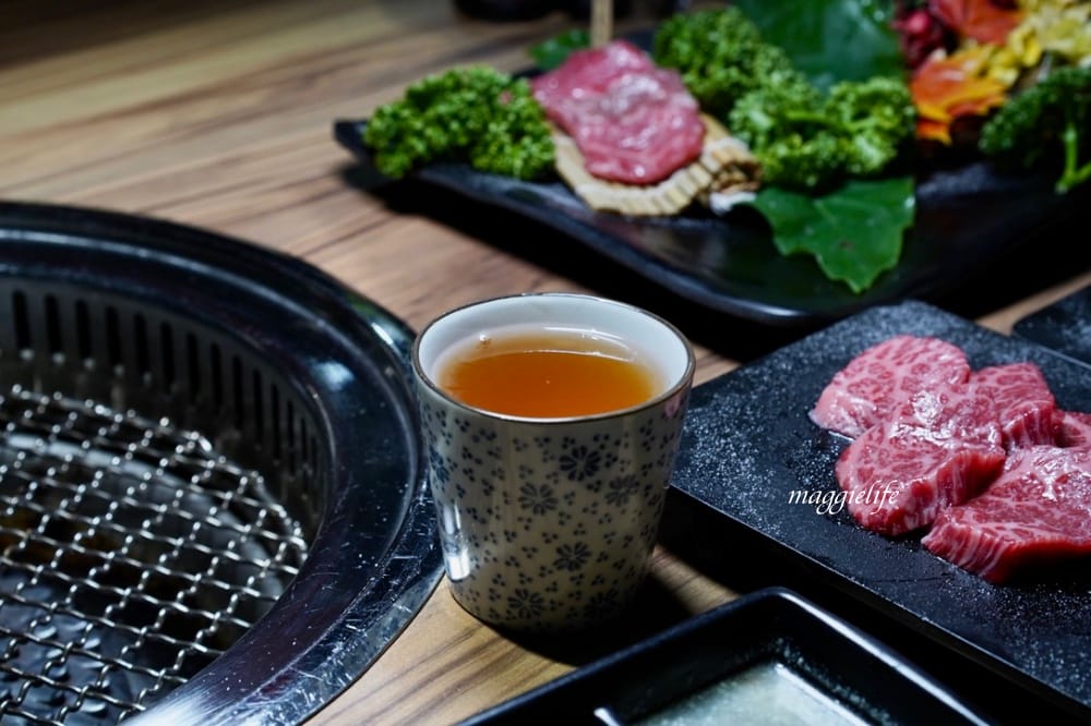 大股熟成燒肉專門台北南京店,超厚牛舌超美味,還有超過20種的清酒販賣機 - 第15張圖 大股熟成燒肉專門台北南京店,超厚牛舌超美味,還有超過20種的清酒販賣機