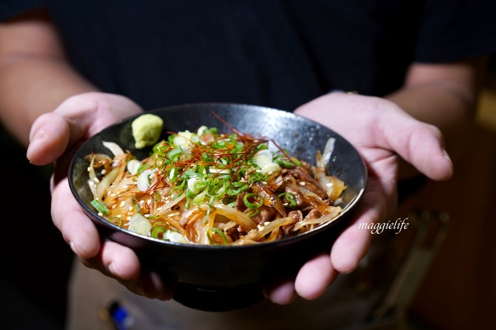 大股熟成燒肉專門台北南京店,超厚牛舌超美味,還有超過20種的清酒販賣機 - 第79張圖 大股熟成燒肉專門台北南京店,超厚牛舌超美味,還有超過20種的清酒販賣機