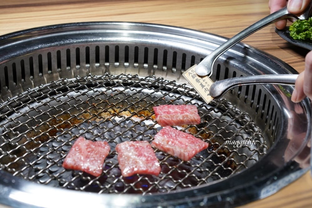 大股熟成燒肉專門台北南京店,超厚牛舌超美味,還有超過20種的清酒販賣機 - 第43張圖 大股熟成燒肉專門台北南京店,超厚牛舌超美味,還有超過20種的清酒販賣機