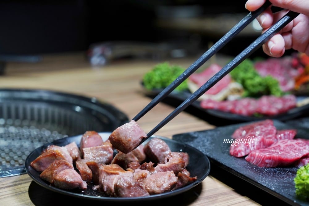 大股熟成燒肉專門台北南京店,超厚牛舌超美味,還有超過20種的清酒販賣機 - 第36張圖 大股熟成燒肉專門台北南京店,超厚牛舌超美味,還有超過20種的清酒販賣機