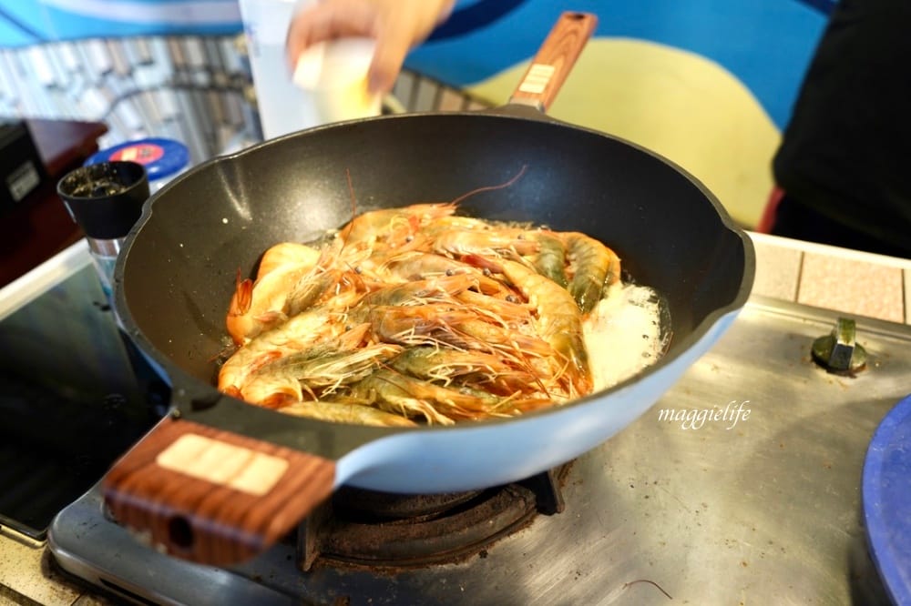 雲林口湖｜好蝦冏男社，超好玩的親子景點，撈蝦撈魚吃蝦體驗，天然養殖無毒鮮蝦，超好玩！