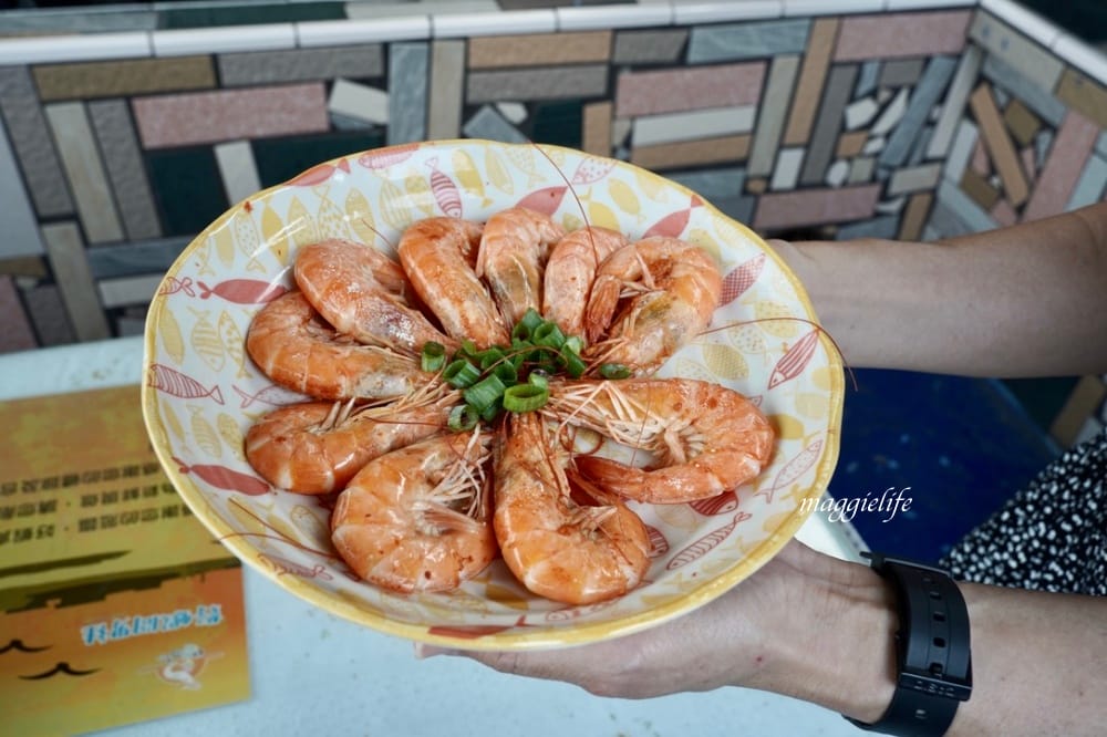 雲林口湖｜好蝦冏男社，超好玩的親子景點，撈蝦撈魚吃蝦體驗，天然養殖無毒鮮蝦，超好玩！