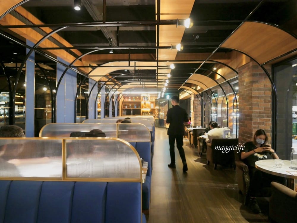 信義區不限時｜布納咖啡館Buna CAFE，沙拉披薩很推，不限時有插座，深夜咖啡廳！