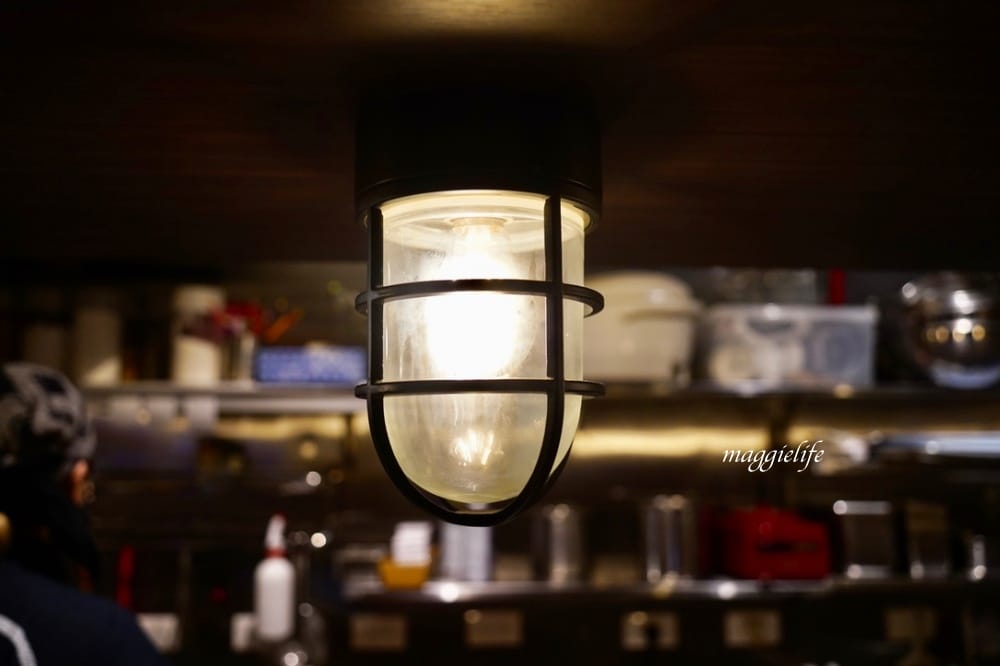 台北拉麵推薦｜麵屋和創生姜醬油拉麵專門店，宵夜場深夜食堂，每天只營業3小時，一樣大排長龍賣光光，鷹流老闆新開店！