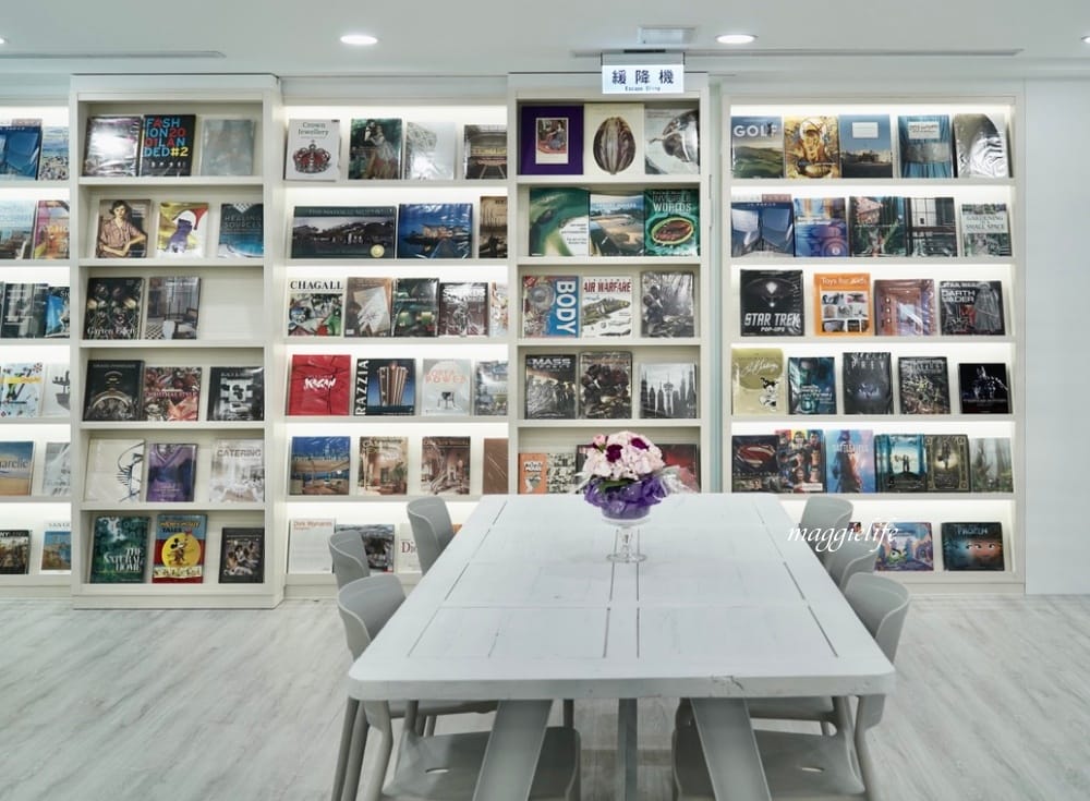 淡水益品書屋,100元咖啡/茶/冰沙喝到飽 不限時,韓風網美閱讀空間,飽覽群書! - 第24張圖 淡水益品書屋,100元咖啡/茶/冰沙喝到飽 不限時,韓風網美閱讀空間,飽覽群書!