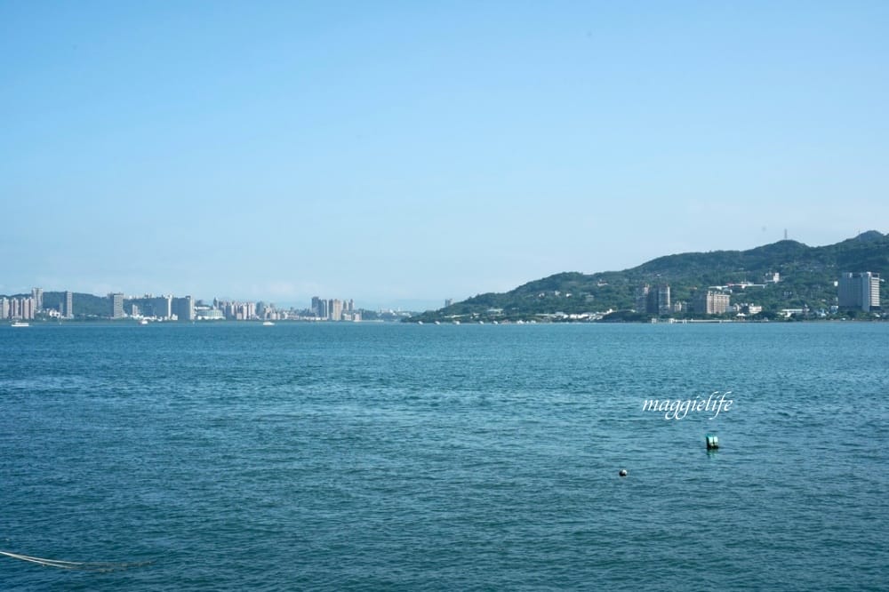 淡水益品書屋，100元咖啡/茶/冰沙喝到飽 不限時，韓風網美閱讀空間，飽覽群書！