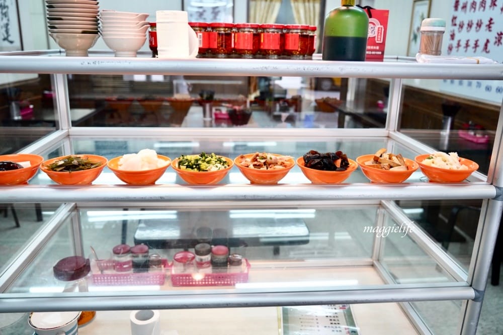 溫州大餛鈍，是被小菜耽誤的餛飩湯店吧！國民美食全省都有！