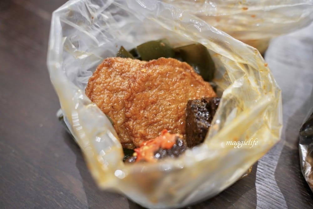 西門美食|萬國滷味,西門必吃滷味加鹹水雞! - 第20張圖 西門美食|萬國滷味,西門必吃滷味加鹹水雞!