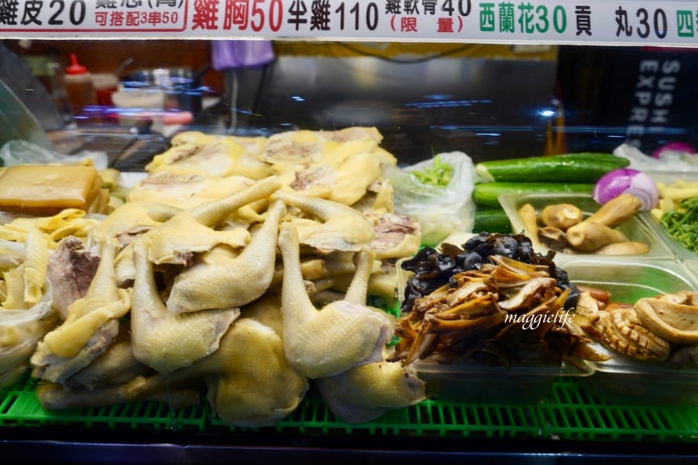 西門美食|萬國滷味,西門必吃滷味加鹹水雞! - 第6張圖 西門美食|萬國滷味,西門必吃滷味加鹹水雞!